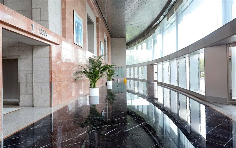 陆家嘴商务广场